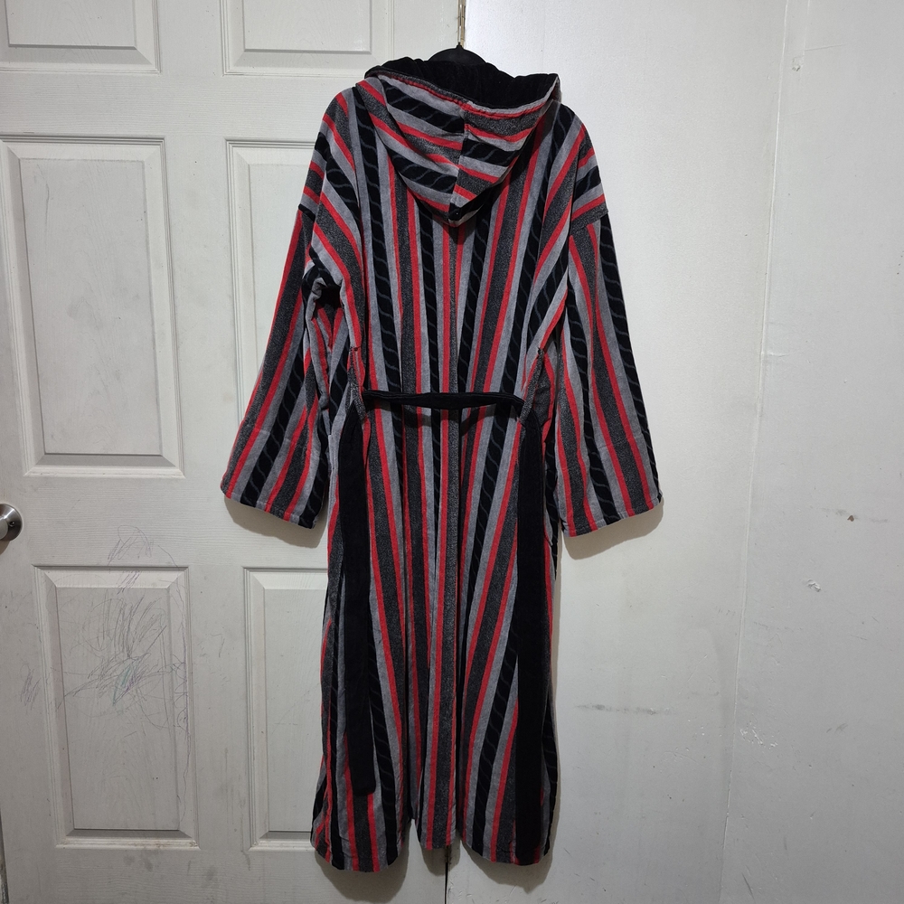 Hanes Classics Hooded Robe with Red and Gray Stripes - Picture 2 of 9